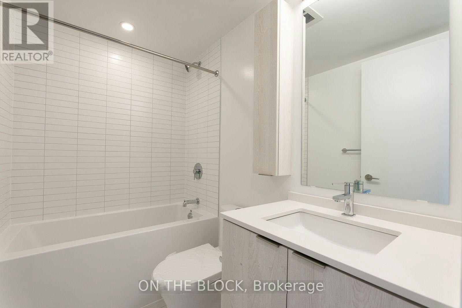 807-86 Dundas Street E, Mississauga, ON, L5A 1W4 - 8