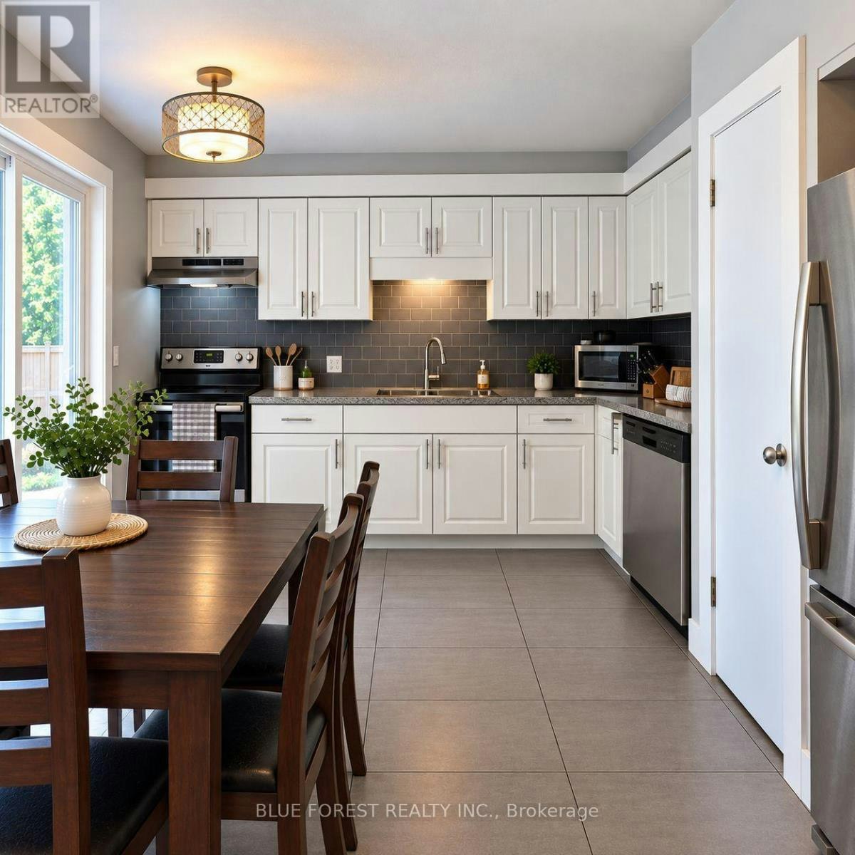 93 Elvira Crescent, London, ON, N6E 2N1 - 4