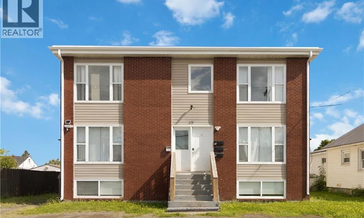 25 Terris Avenue
