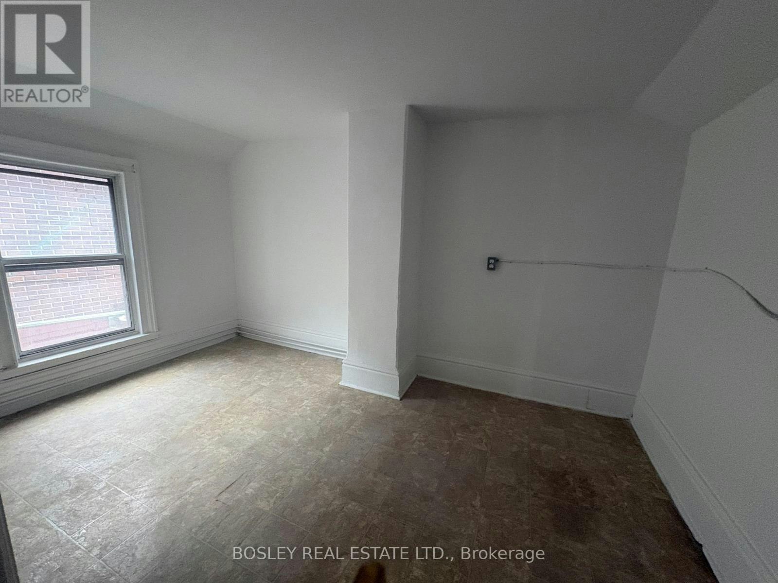 UPPER-14 D'arcy Street, Toronto, ON, M5T 1J7 - 22