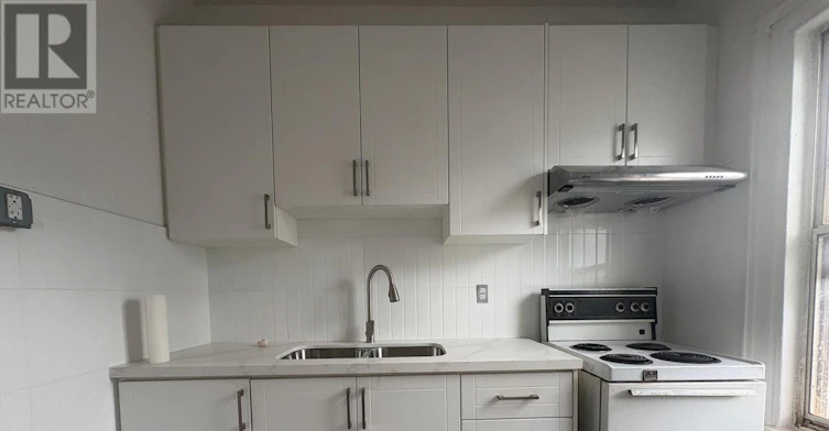UPPER-14 D'arcy Street, Toronto, ON, M5T 1J7 - 2