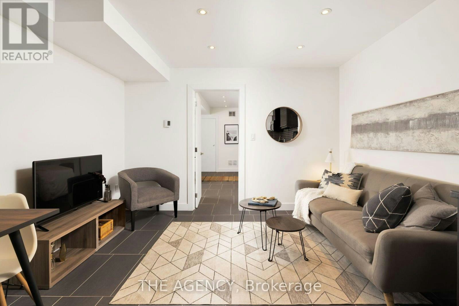 LOWER-135 Prescott Avenue, Toronto, ON, M6N 3G9 - 3