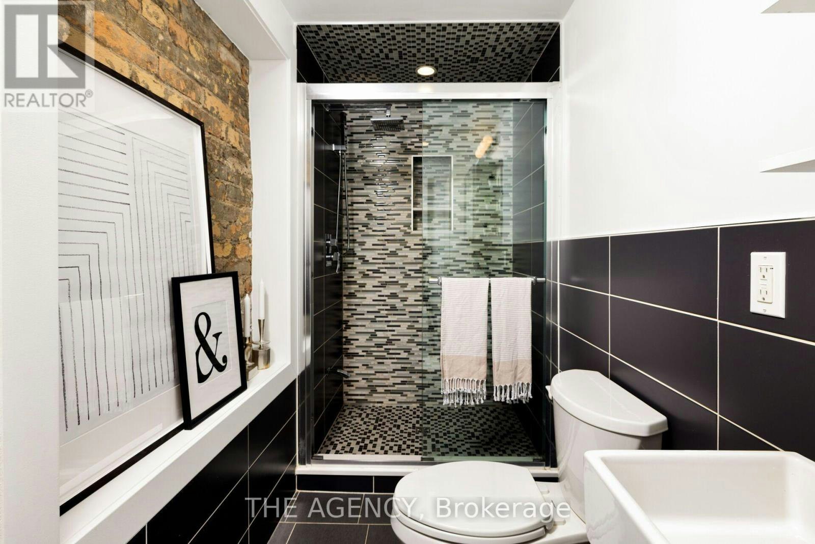 LOWER-135 Prescott Avenue, Toronto, ON, M6N 3G9 - 12