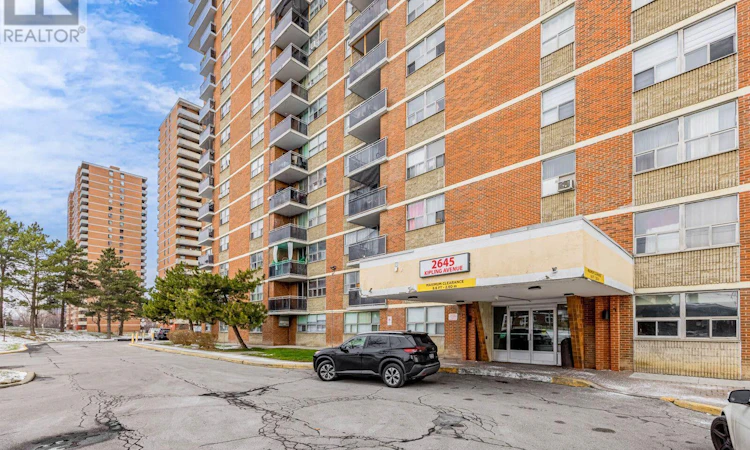 403-2645 Kipling Avenue