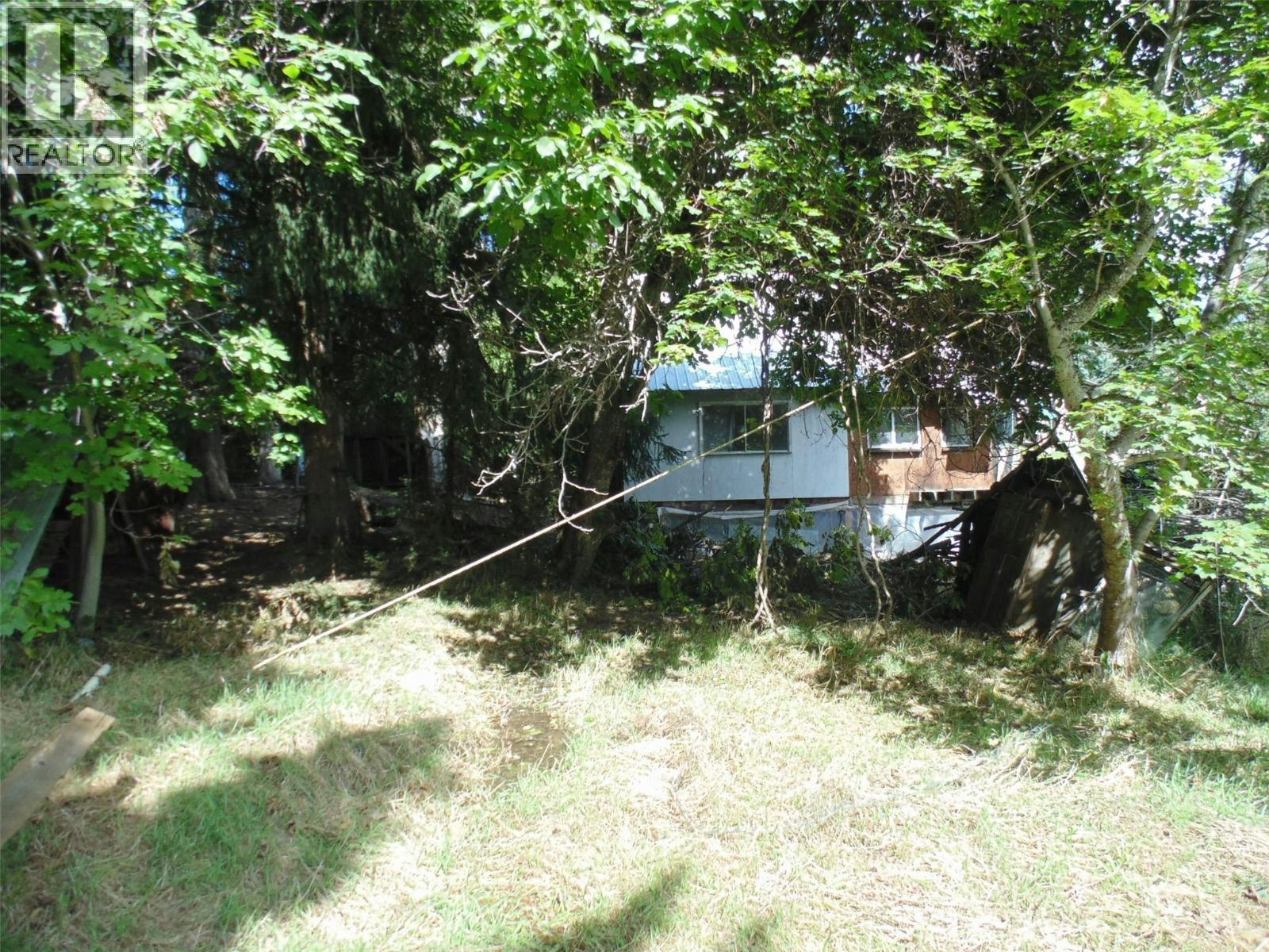 6306 Slocan River Road, Appledale, BC, V0G 2J0