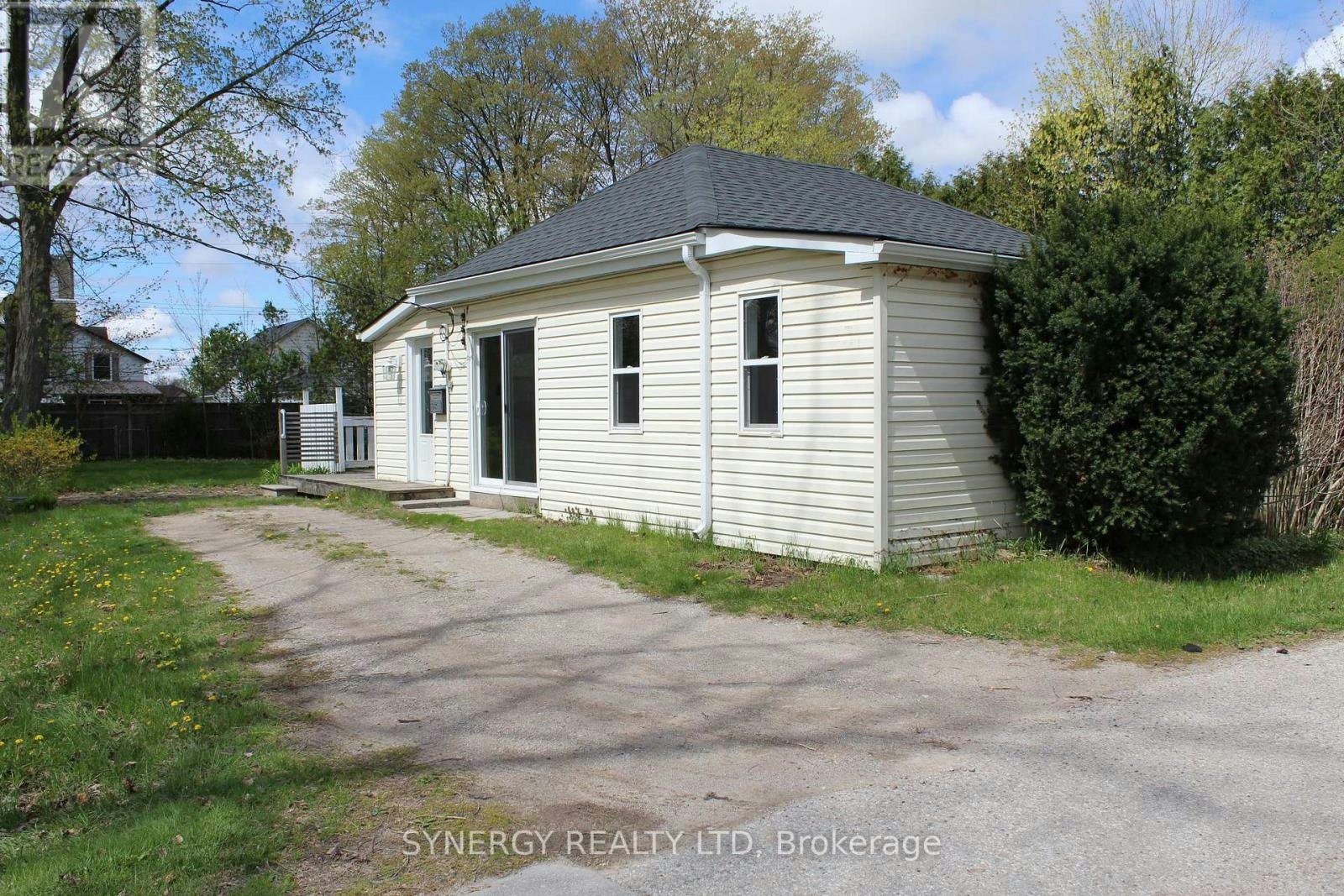 30 Mill Lane, Strathroy, ON, N7G 2J4