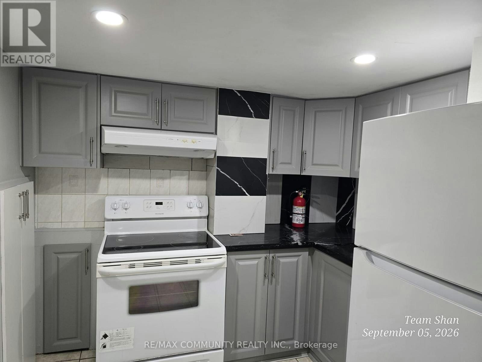 94 Reed Drive, Ajax, ON, L1S 6T6 - 3