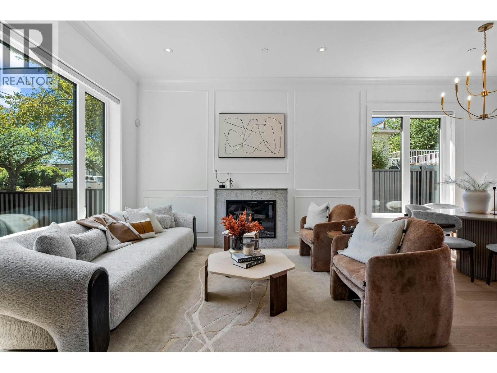 2-4845 Commercial Street, Vancouver, BC, V5N 4G9