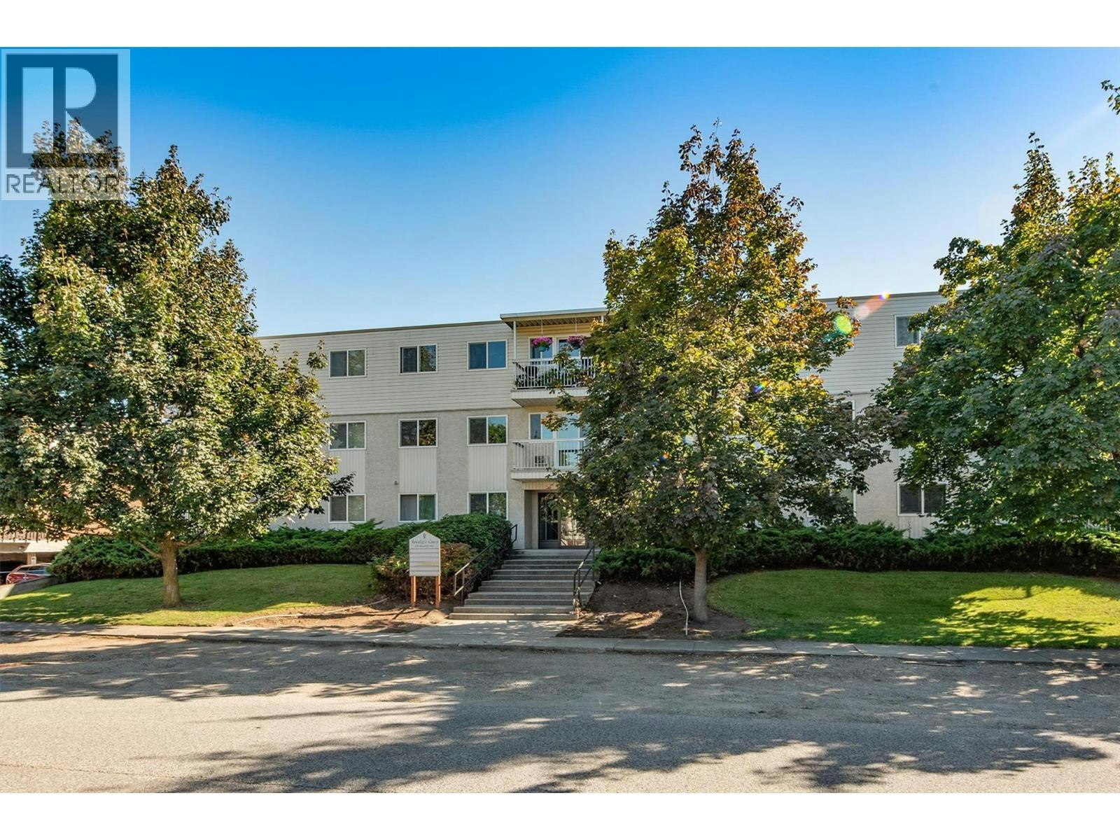 101-625 Rowcliffe Avenue, Kelowna, BC, V1Y 5Y8