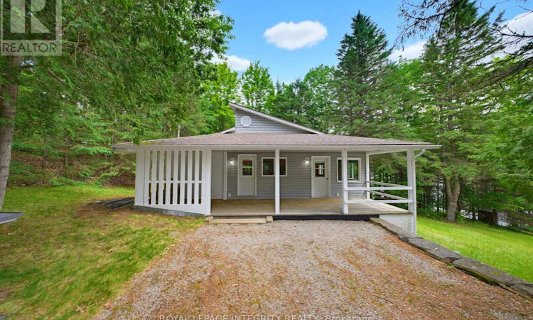 534 School House Lane