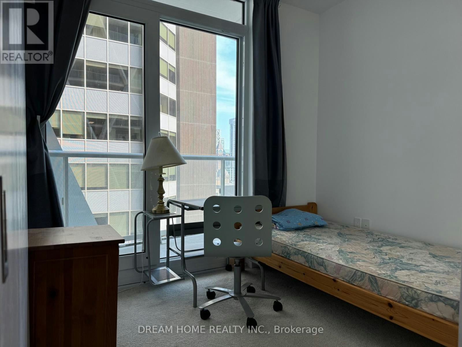 1226-230 Simcoe Street, Toronto, ON, M5T 1T4