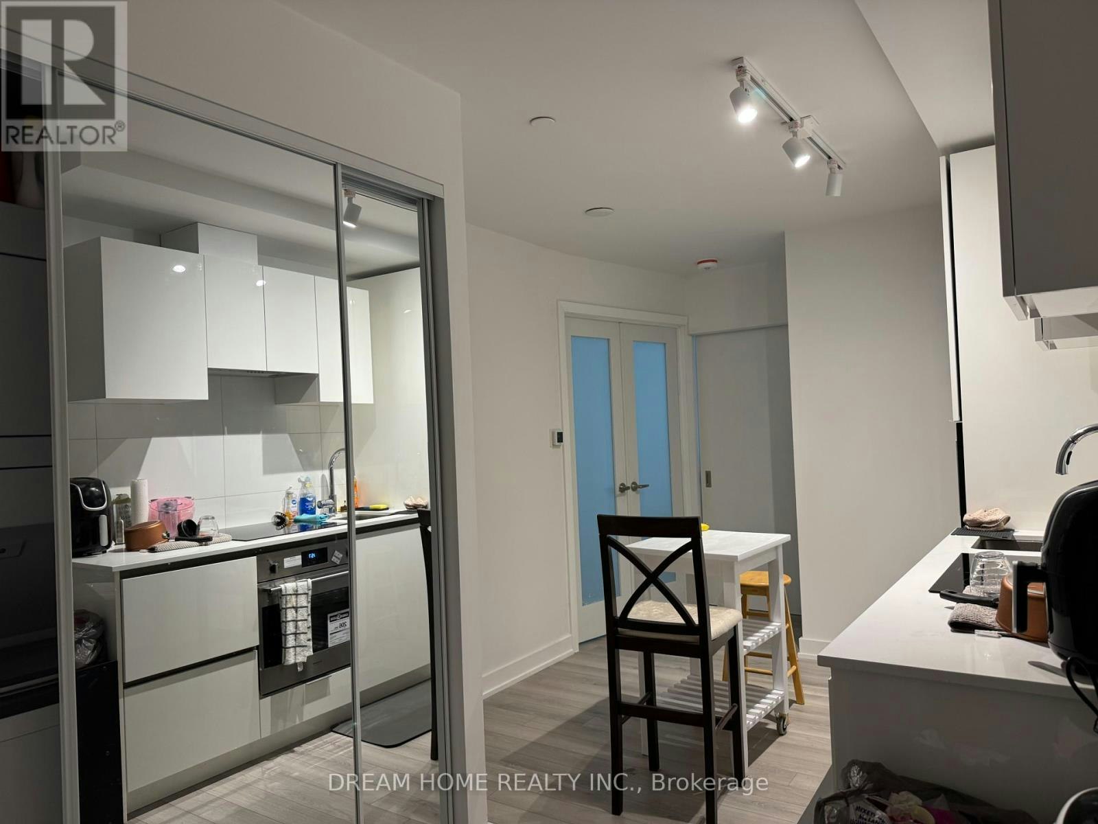 1226-230 Simcoe Street, Toronto, ON, M5T 1T4 - 5