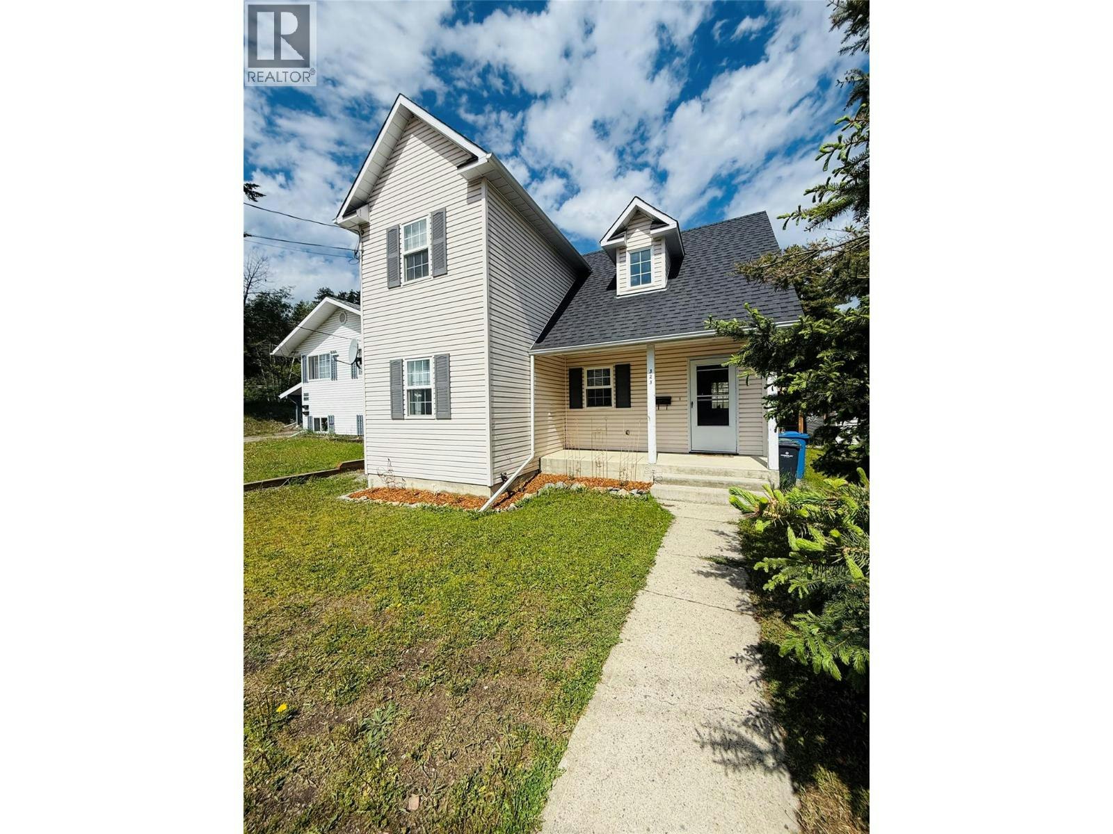 323 Green Street, Kimberley, BC, V1A 2M9