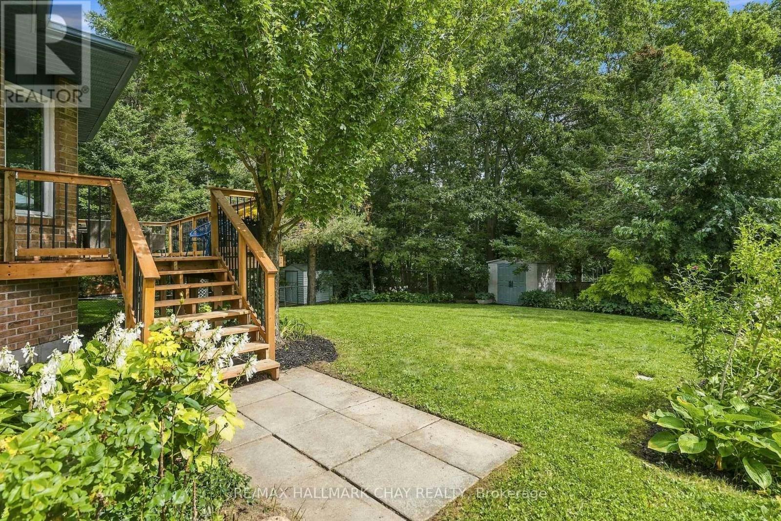 3 Maw Court, Barrie, ON, L4N 7X7