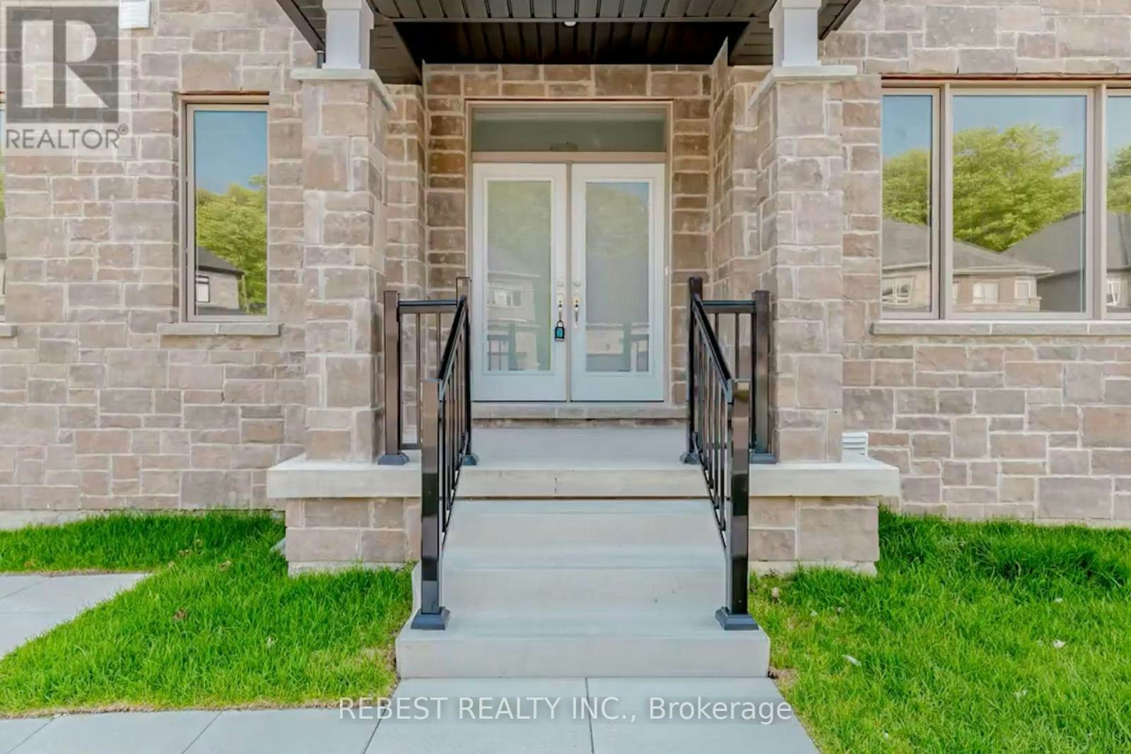 46 Franklin Trail, Barrie, ON, L9J 0B1 - 4
