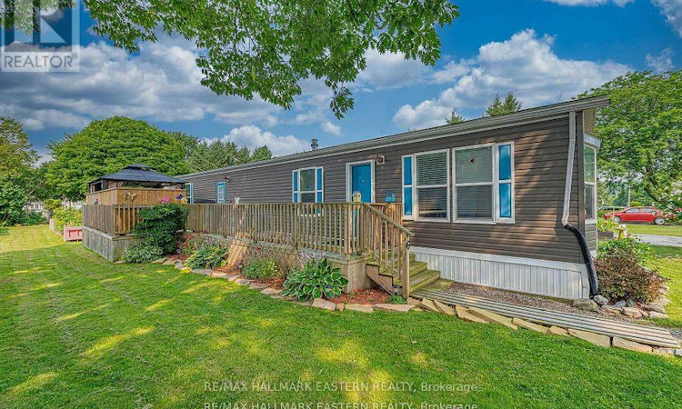 6 Hillview Drive