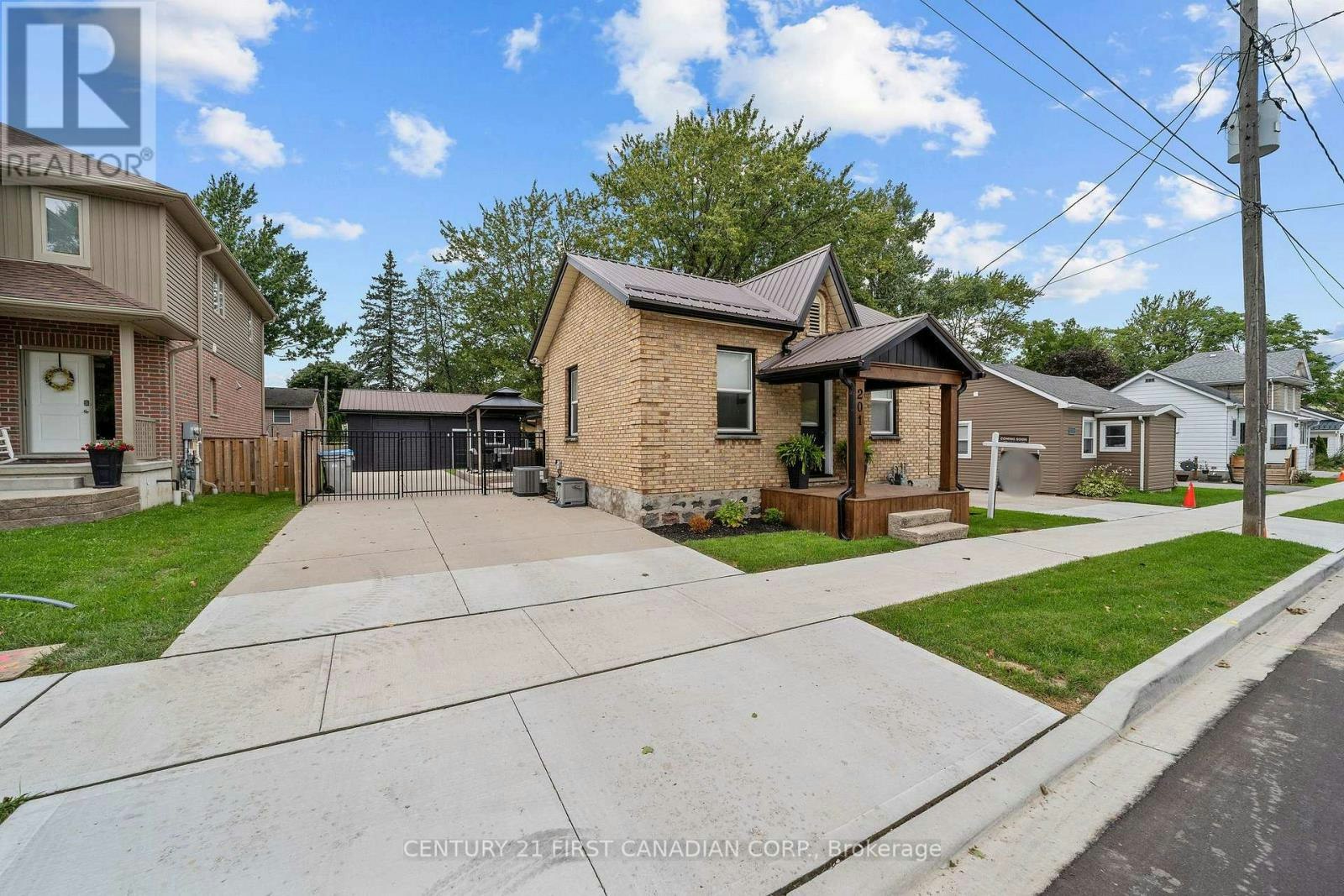 201 Water Street, Lucan Biddulph, ON, N0M 2J0