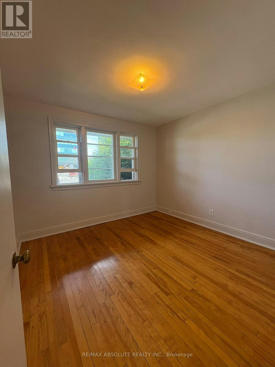 1-2 Holland Avenue, Ottawa, ON, K1Y 0X4 - 18