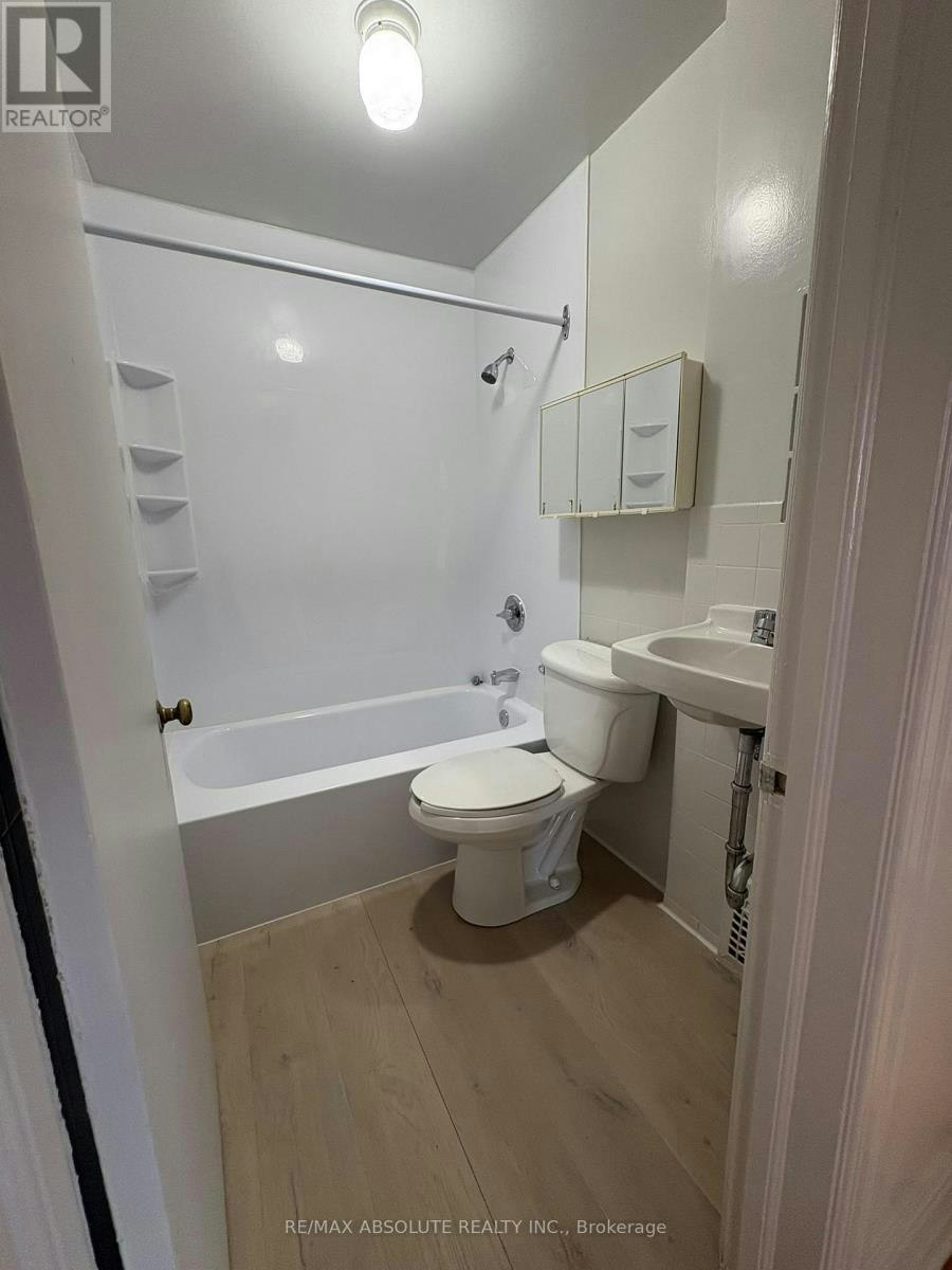1-2 Holland Avenue, Ottawa, ON, K1Y 0X4 - 20