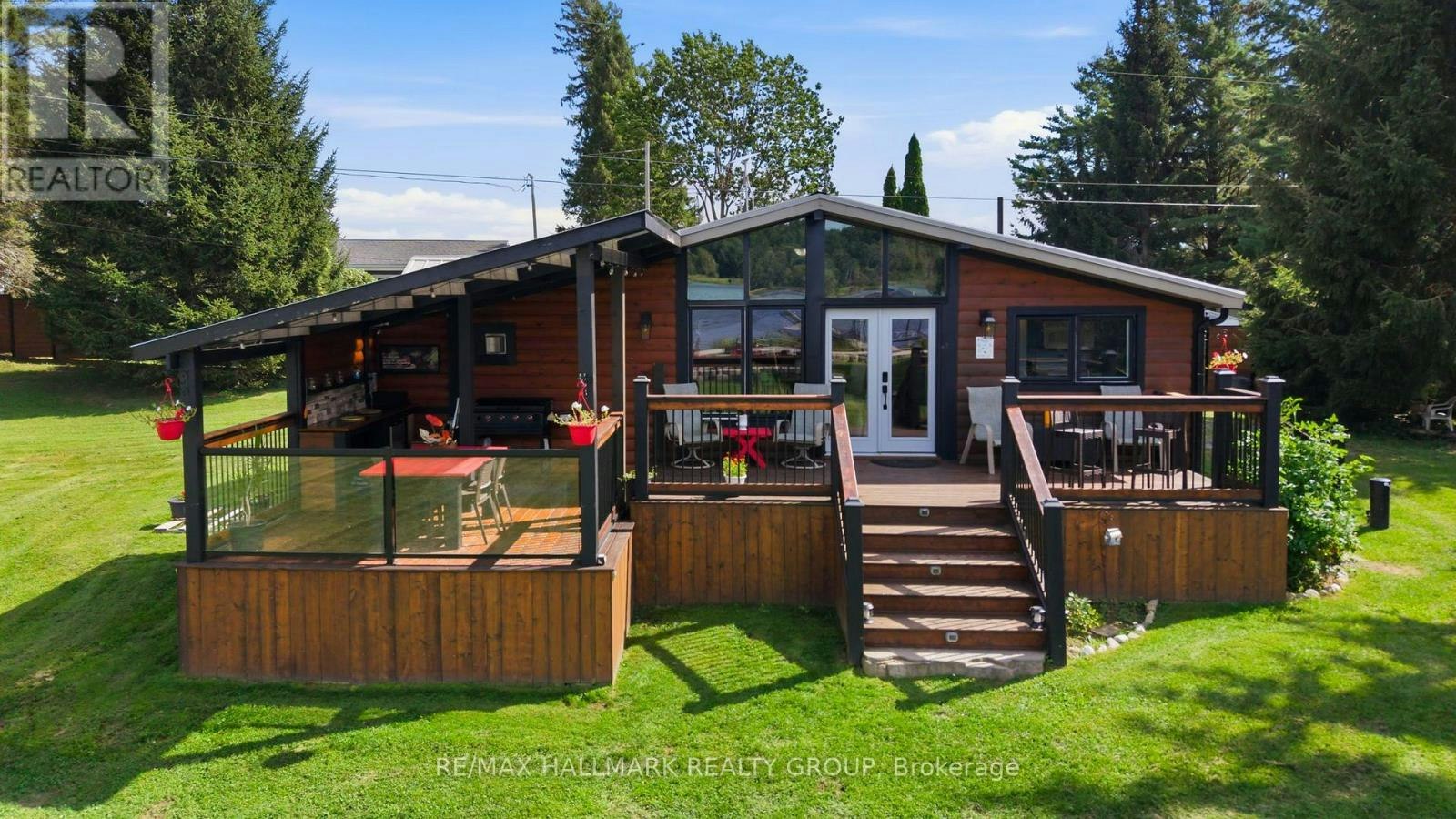 92 Kerry Point Road, Leeds and the Thousand Islands, ON, K0E 1L0