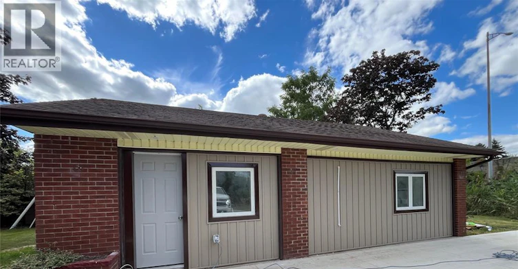 3-2505 Askin, Windsor, ON, N9E 3H8
