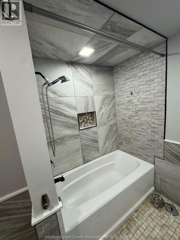 425 Chilver Road, Windsor, ON, N8Y 2J8 - 12