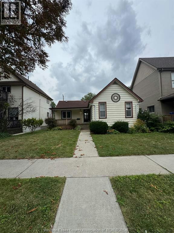 425 Chilver Road, Windsor, ON, N8Y 2J8