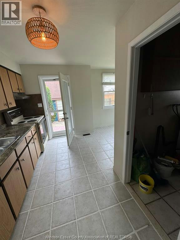 425 Chilver Road, Windsor, ON, N8Y 2J8 - 19