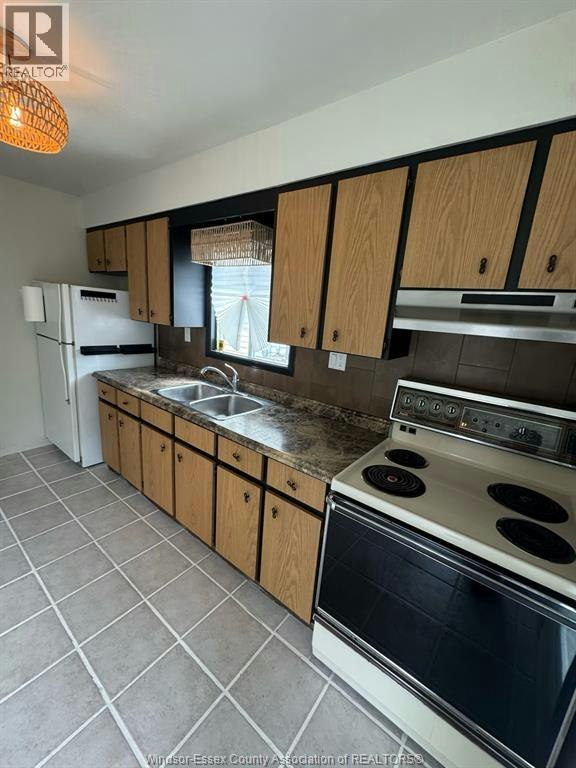425 Chilver Road, Windsor, ON, N8Y 2J8 - 23