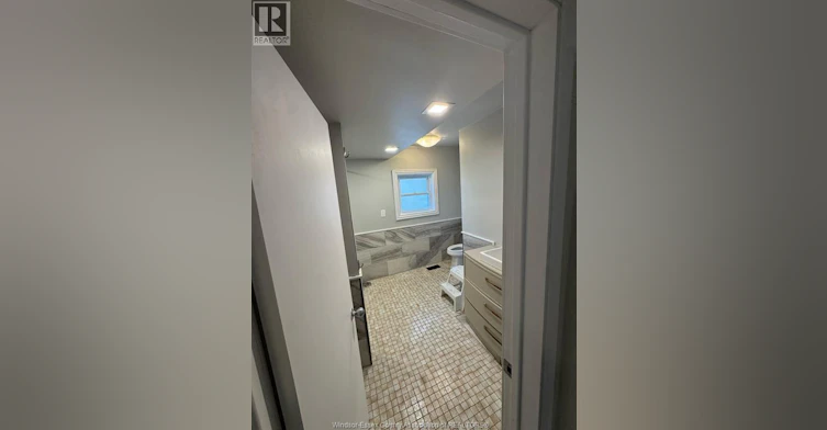 425 Chilver Road, Windsor, ON, N8Y 2J8 - 9