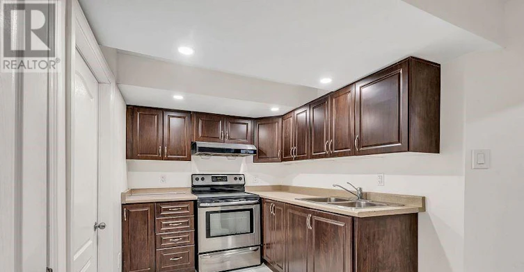 BASEMENT-8 Griffith Court, Brampton, ON, L7A 3T6 - 4