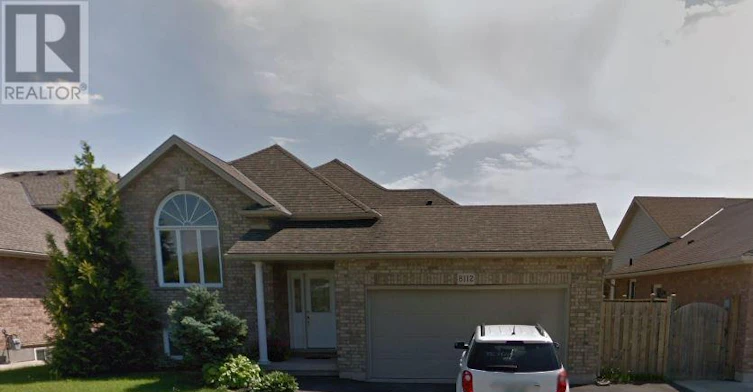 8112 Beaver Glen Drive, Niagara Falls, ON, L2H 3K5