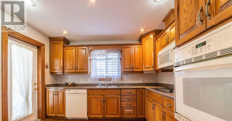8112 Beaver Glen Drive, Niagara Falls, ON, L2H 3K5 - 17