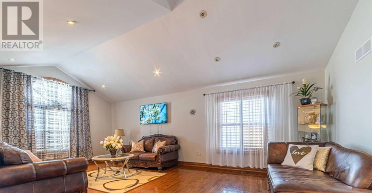 8112 Beaver Glen Drive, Niagara Falls, ON, L2H 3K5 - 7