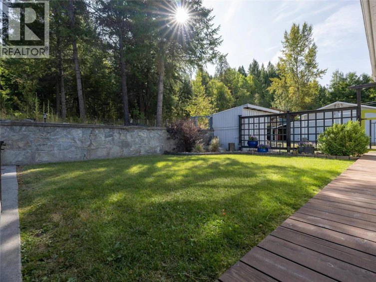 232 Everette Avenue, Greenwood, BC, V0H 1J0 - 16