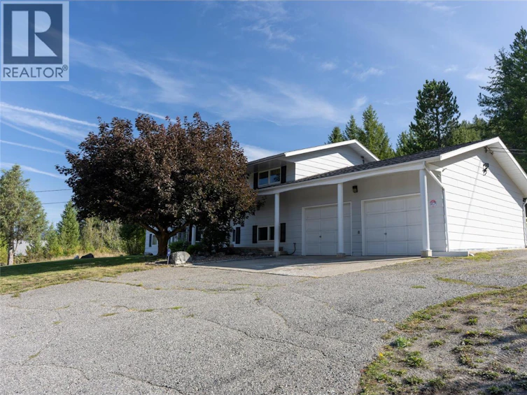 232 Everette Avenue, Greenwood, BC, V0H 1J0 - 5