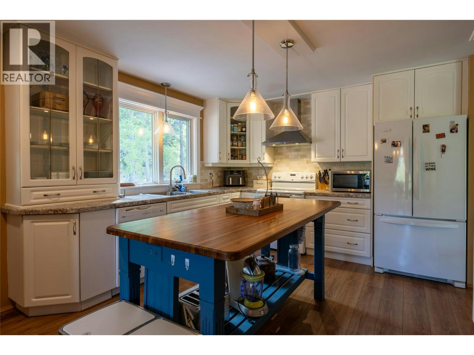 232 Everette Avenue, Greenwood, BC, V0H 1J0 - 32