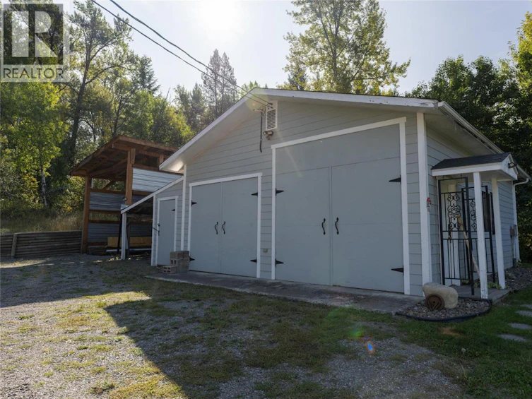 232 Everette Avenue, Greenwood, BC, V0H 1J0 - 10