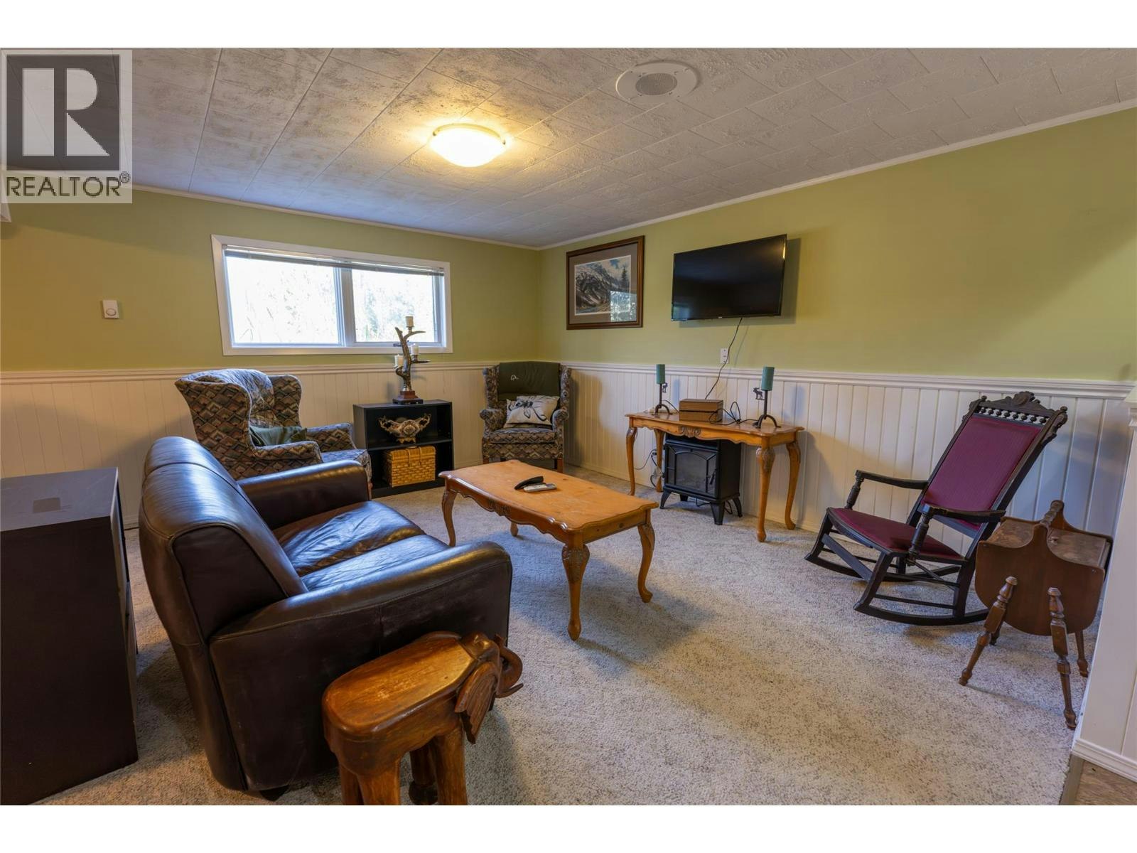 232 Everette Avenue, Greenwood, BC, V0H 1J0 - 47