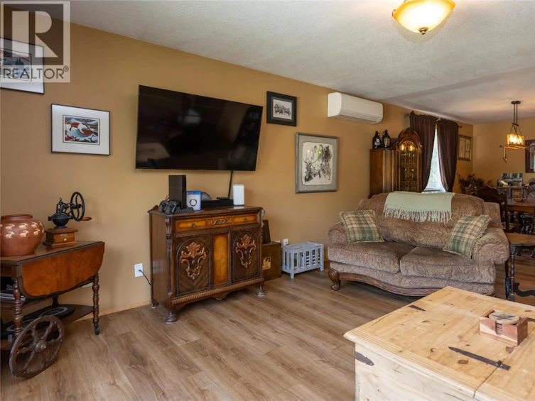 232 Everette Avenue, Greenwood, BC, V0H 1J0 - 28