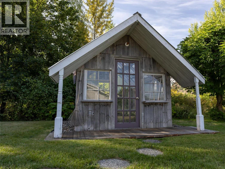 232 Everette Avenue, Greenwood, BC, V0H 1J0 - 13