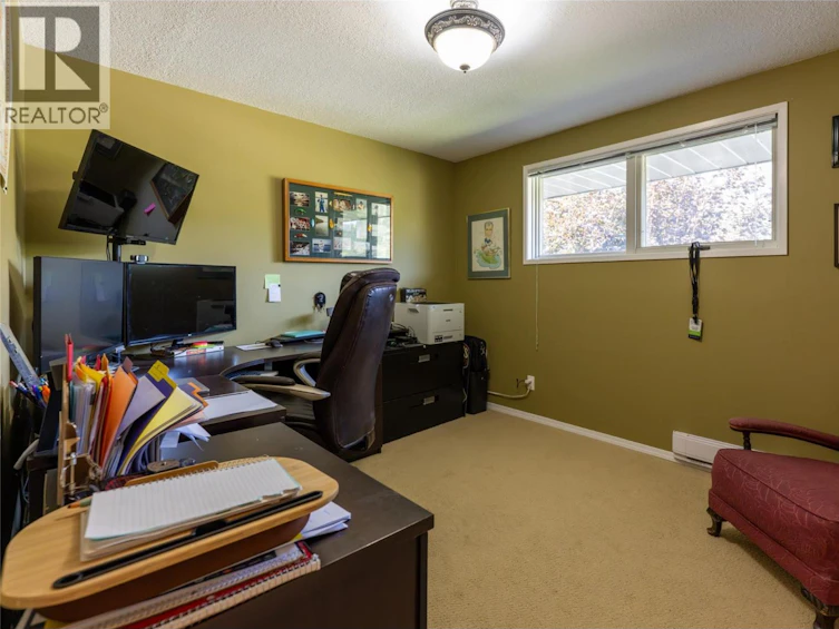 232 Everette Avenue, Greenwood, BC, V0H 1J0 - 35