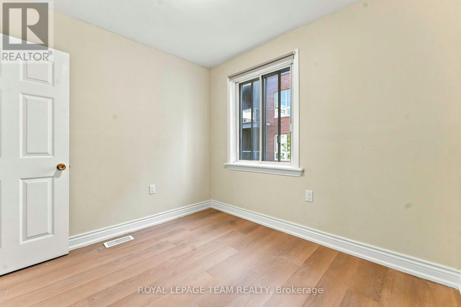 C-13 Balsam Street, Ottawa, ON, K1R 6W6 - 21