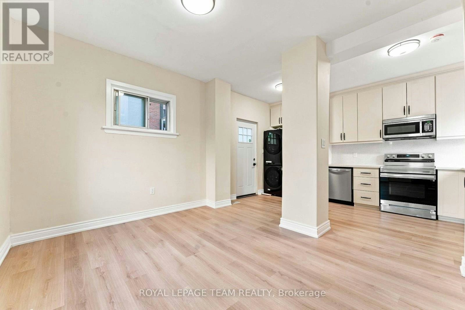 C-13 Balsam Street, Ottawa, ON, K1R 6W6 - 12