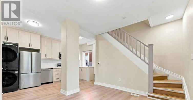 C-13 Balsam Street, Ottawa, ON, K1R 6W6 - 13