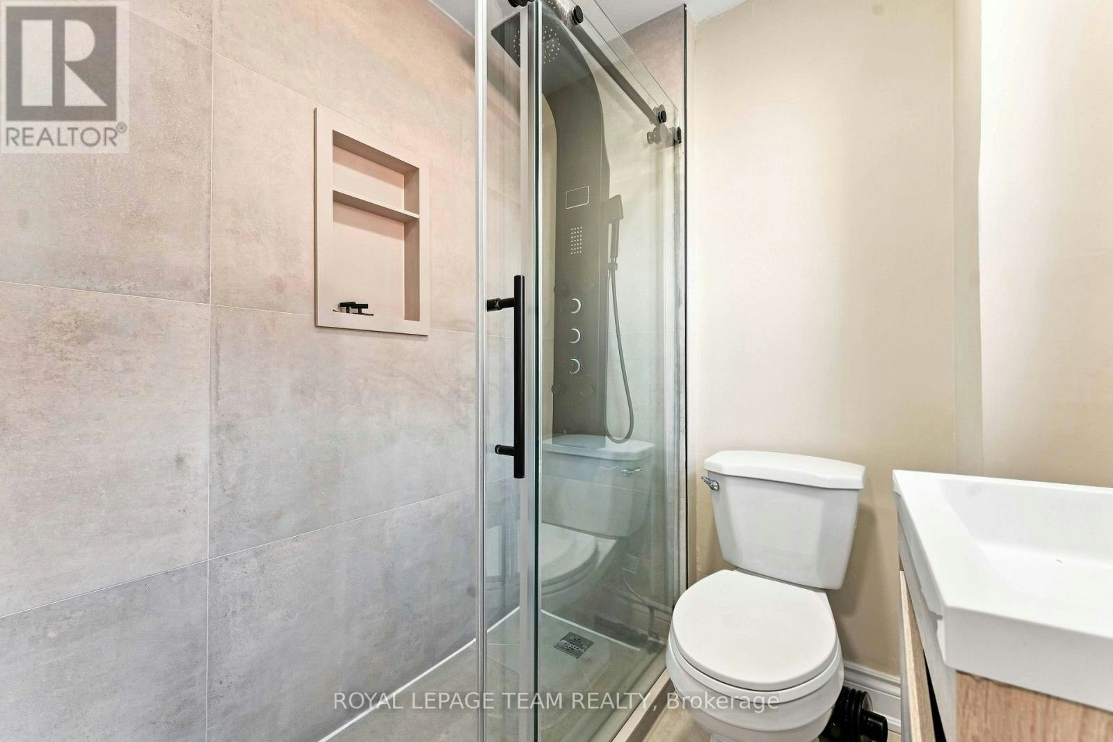 C-13 Balsam Street, Ottawa, ON, K1R 6W6 - 23