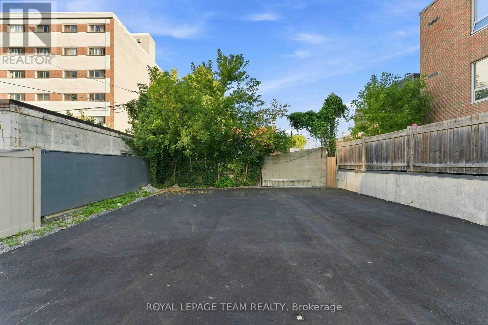 C-13 Balsam Street, Ottawa, ON, K1R 6W6 - 29