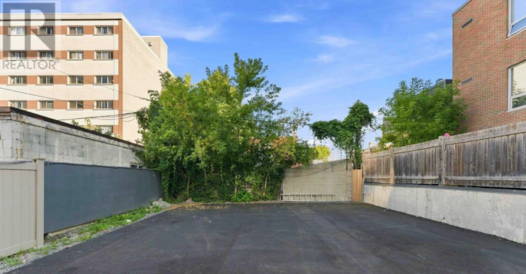 C-13 Balsam Street, Ottawa, ON, K1R 6W6 - 29