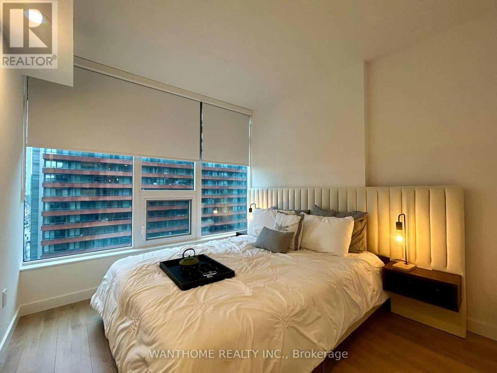 921-3 Concord Cityplace Way, Toronto, ON, M5V 0X4 - 19