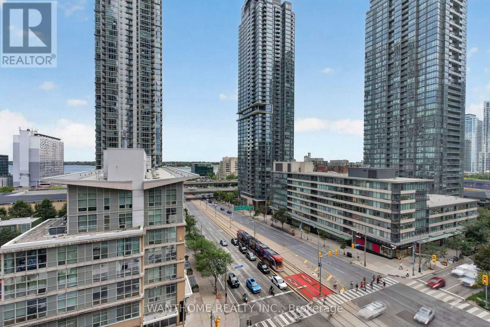 921-3 Concord Cityplace Way, Toronto, ON, M5V 0X4 - 48